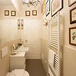 Keys Of Italy -monalda 2 Big & Small - 2 Apts Nearby Palazzo Strozzi Florens