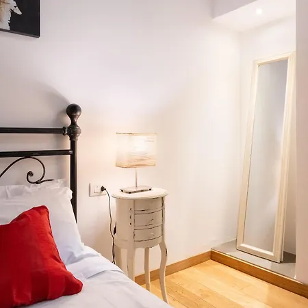 Keys Of Italy -monalda Small-1br By Palazzo Strozzi * Florence